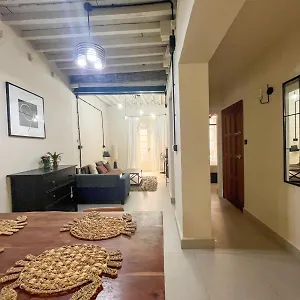 Centro Triton Apartment